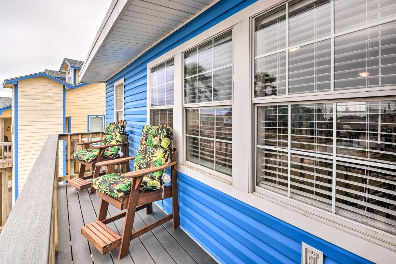 Surfside Beach Gem With Deck - 1 Block To Shore! Фрипорт Экстерьер фото